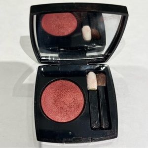 CHANEL Limited Edition Eyeshadow No. 36 Desert Rouge - Metallic